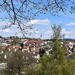 Ferien-appartement Vier Jahreszeiten Appartement *